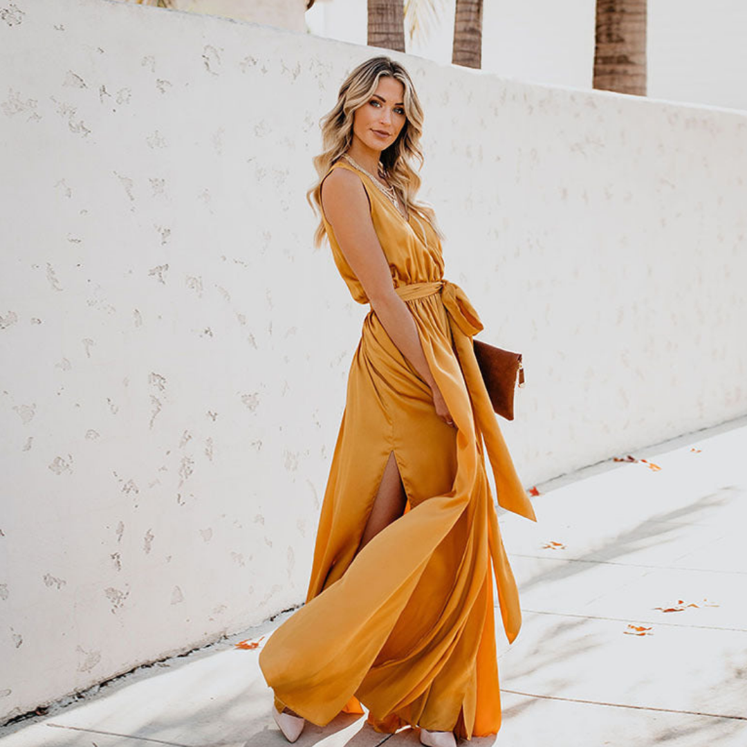 Sarah – Robe maxi fluide avec fente latérale et taille marquée femme