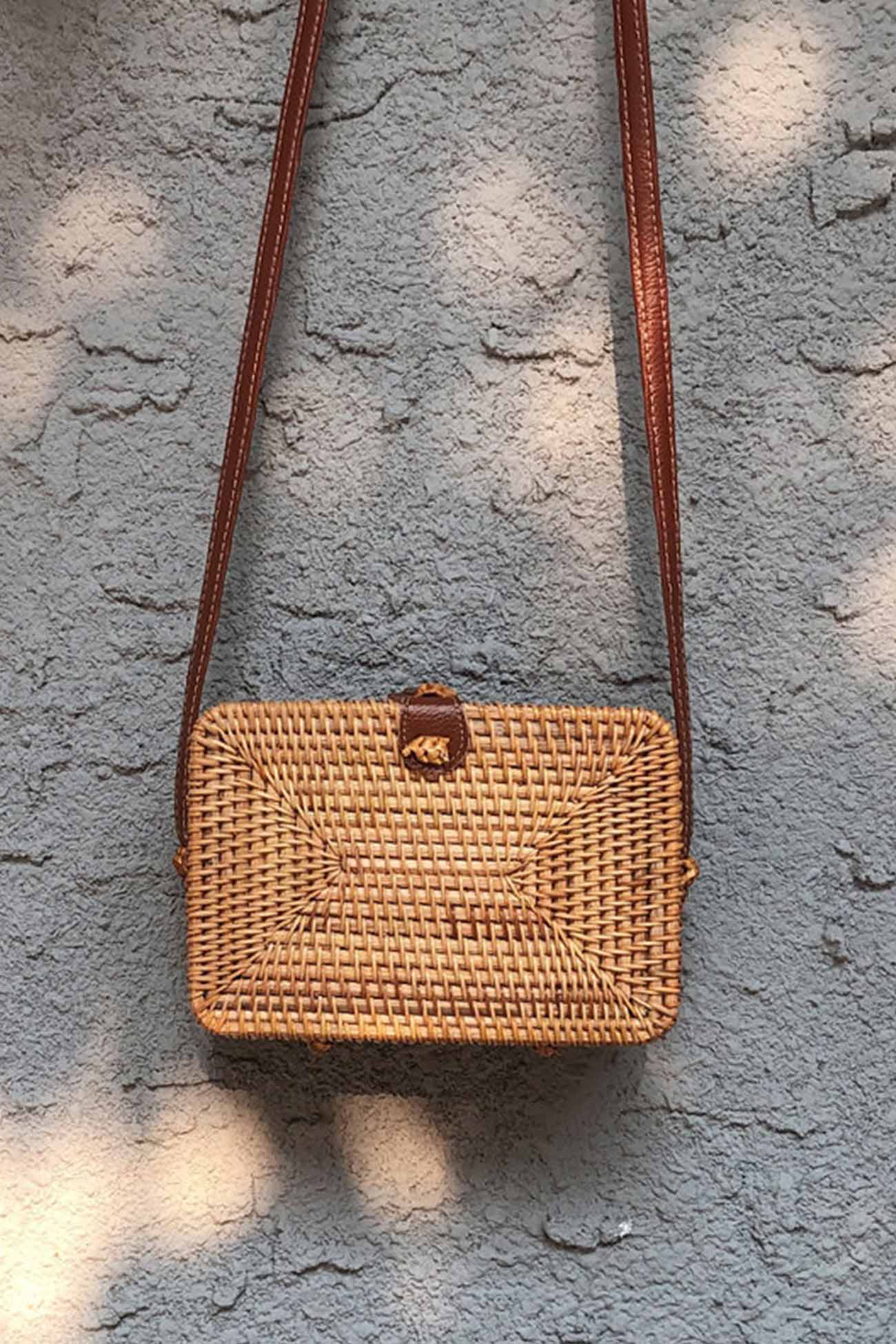 Anya – Sac Bandoulière en Rotin Bali Fait Main