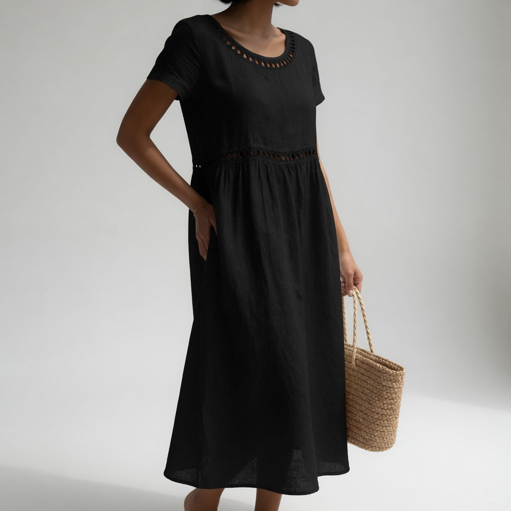 Robe midi brodée en coton à manches courtes et taille empire