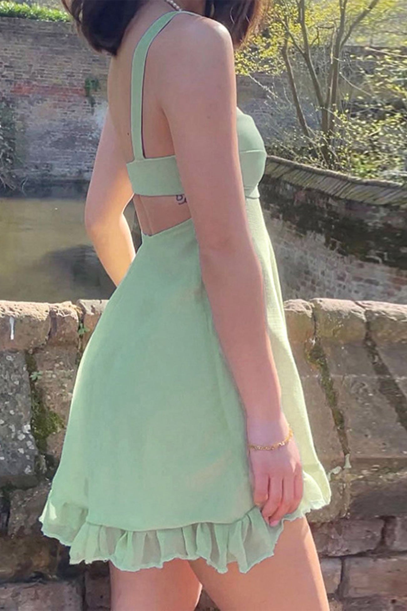 Émeraude – Robe Cami Dos Nu avec Dentelle Patchwork