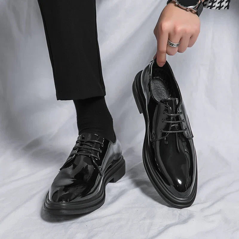 Florian – Chaussures Derby habillées en cuir verni noir homme