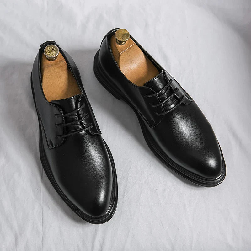 Florian – Chaussures Derby habillées en cuir verni noir homme