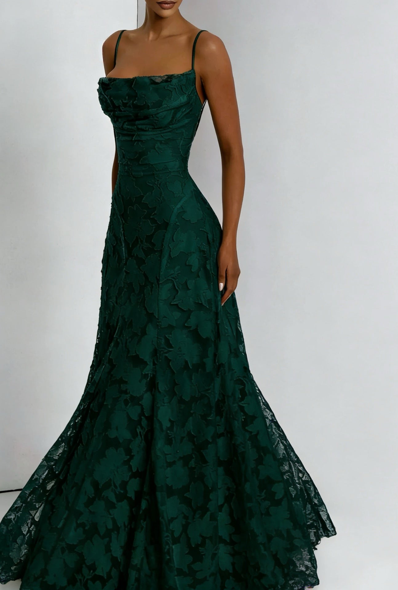 Marguerite – Robe maxi d'été à appliqués en dentelle fleurie femme