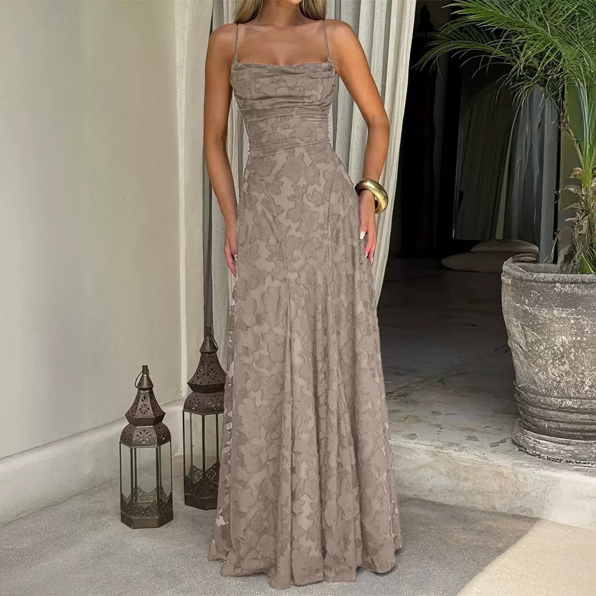 Marguerite – Robe maxi d'été à appliqués en dentelle fleurie femme