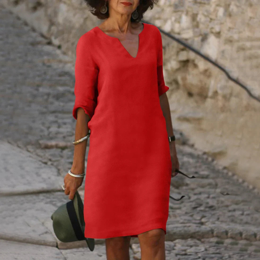 Bérénice – Robe midi à col en V et manches trois-quarts femme
