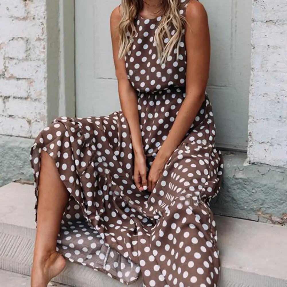 Robe midi à pois sans manches