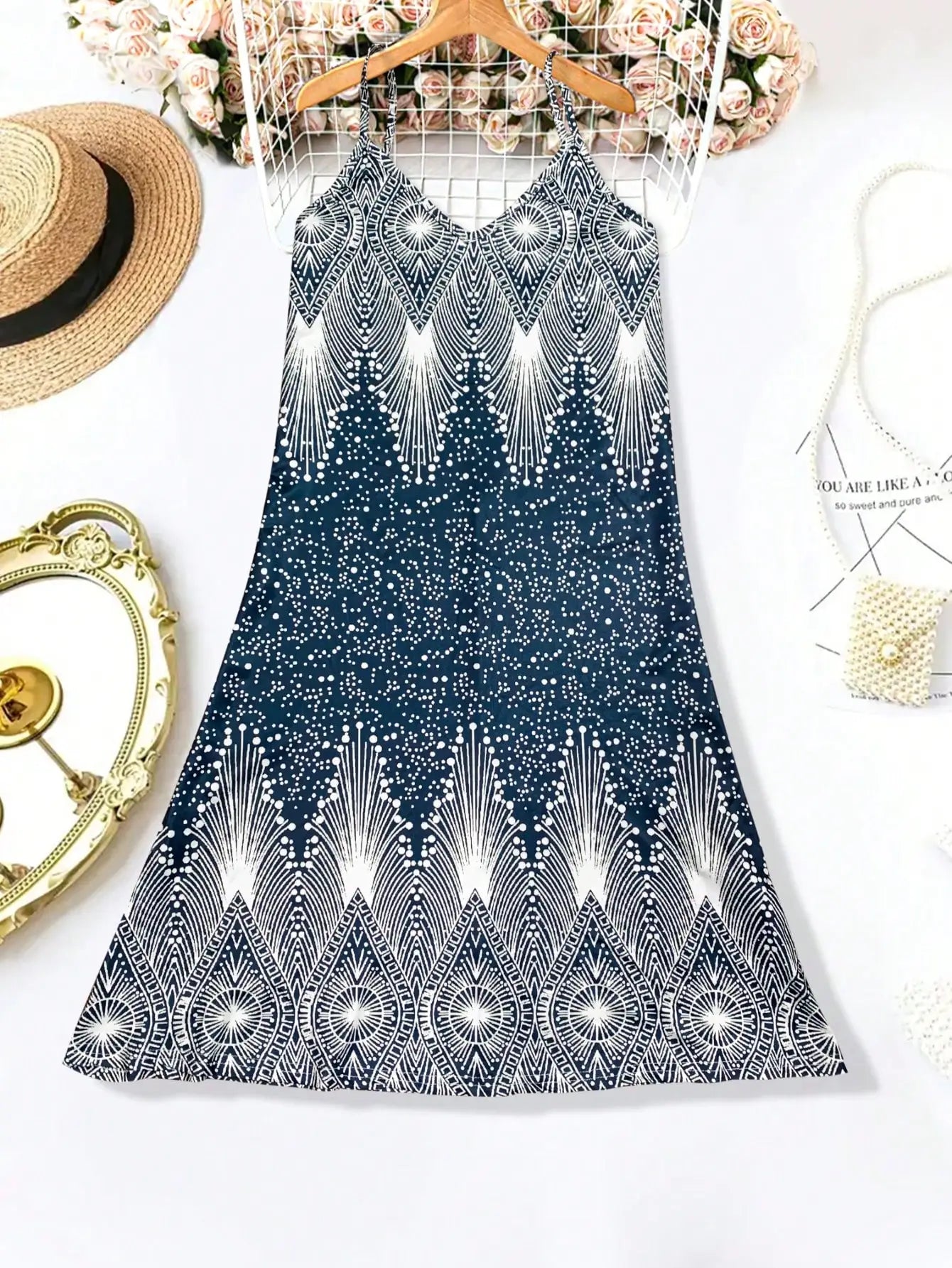 Salomé – Robe d'été fleurie à fines bretelles