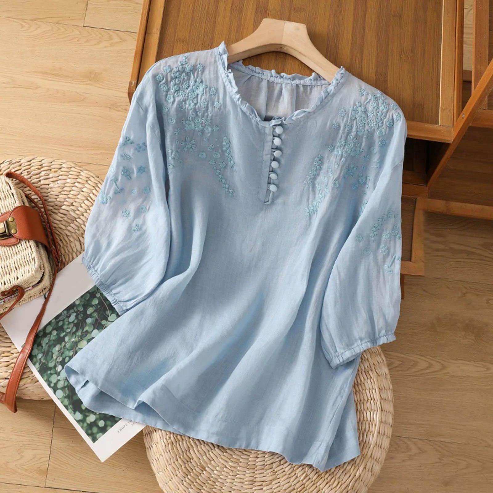 Éléonore – Blouse à boutons à imprimé floral femme