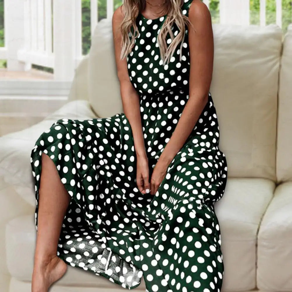 Robe midi à pois sans manches