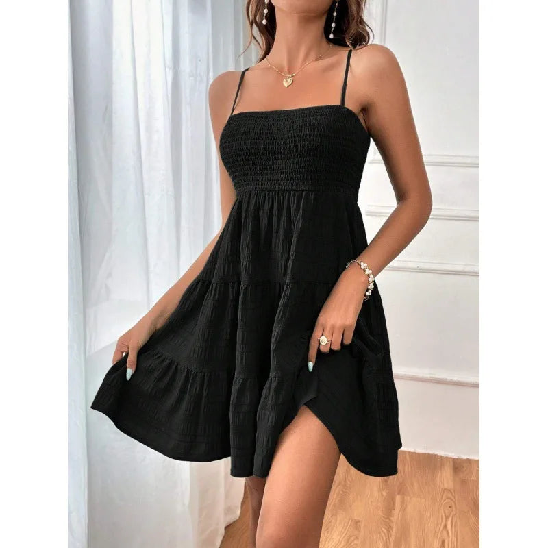 Anaïs – Robe bustier courte à volants et fines bretelles