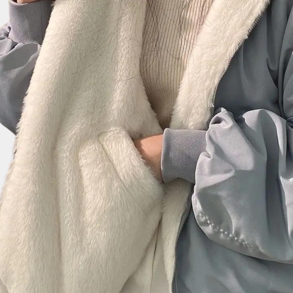 Solène – Blouson femme hiver à capuche doublé en fausse fourrure oversize