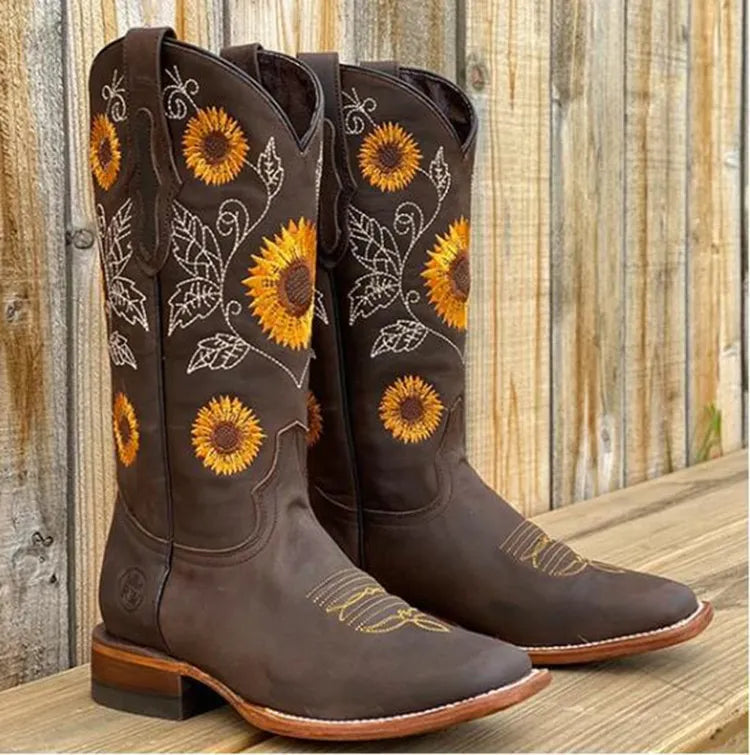 Bottes santiags à broderie tournesol et bout carré 1