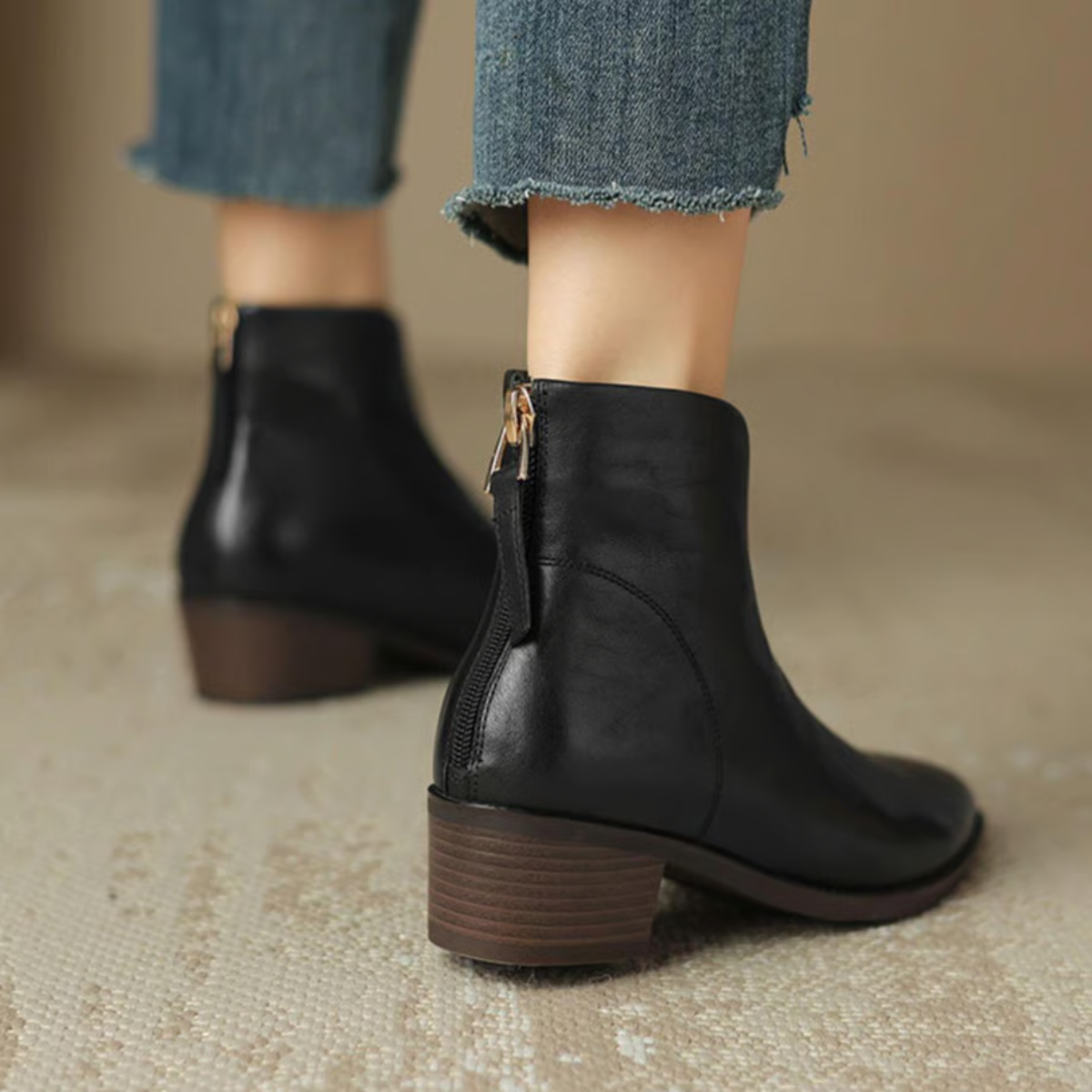 Bottines femme à talon bloc bas, bout pointu et zip arrière 8