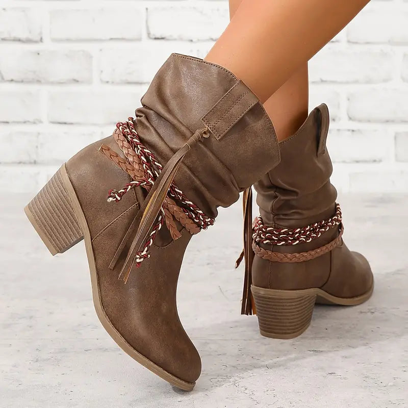 Bottines western femme à bout pointu et surpiqûres 5