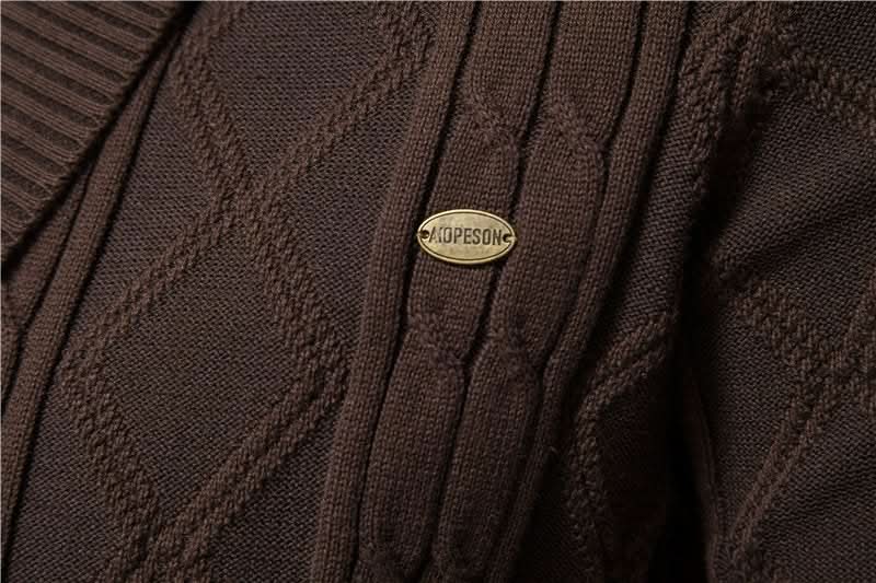 Cardigan homme en maille gaufrée boutonné à col rabattu 13