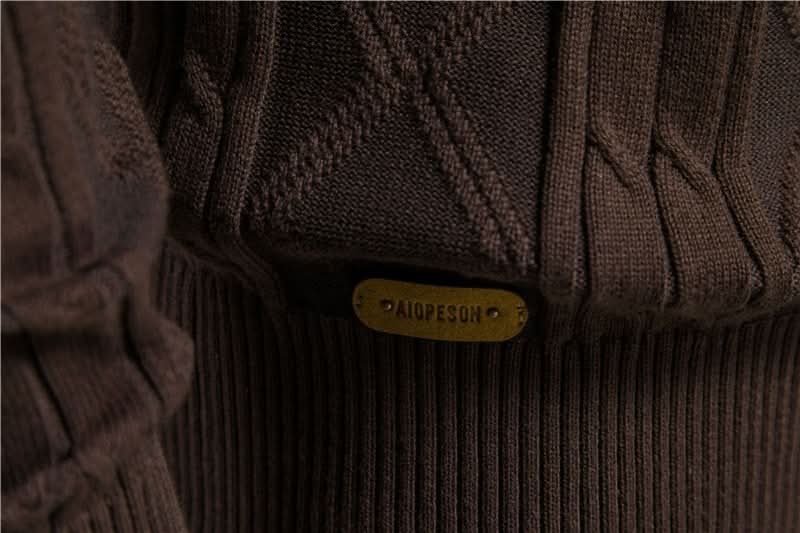 Cardigan homme en maille gaufrée boutonné à col rabattu 14