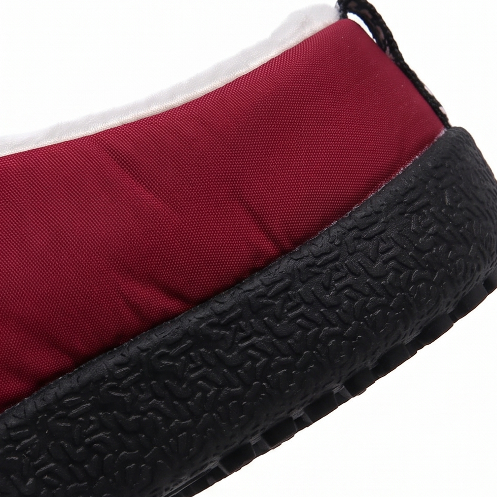 Chaussons d'hiver femme à enfiler à col fourré et semelle en caoutchouc 13
