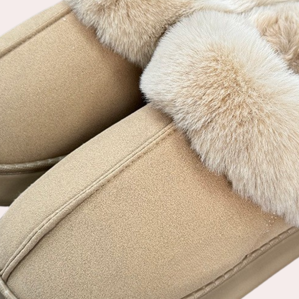 Chaussons d'hiver femme montants à col fourré et semelle plateforme 5