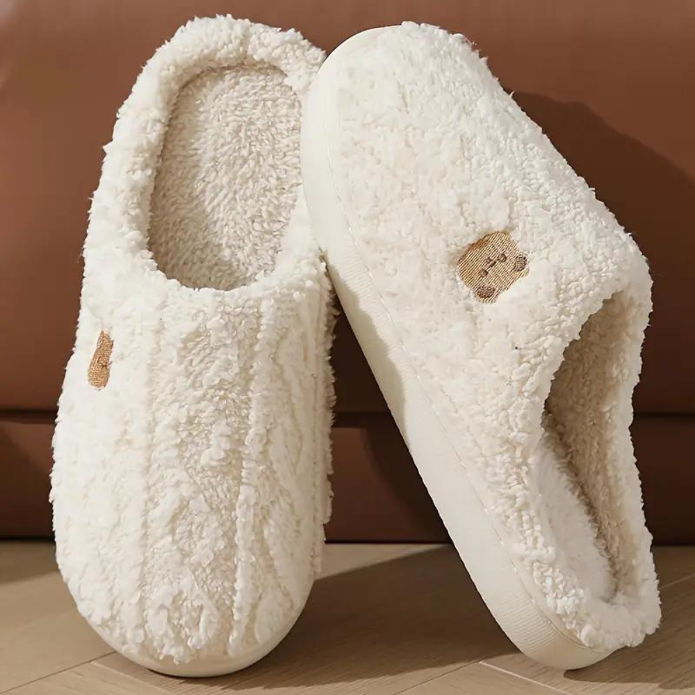 Chaussons femme en peluche moelleux 4
