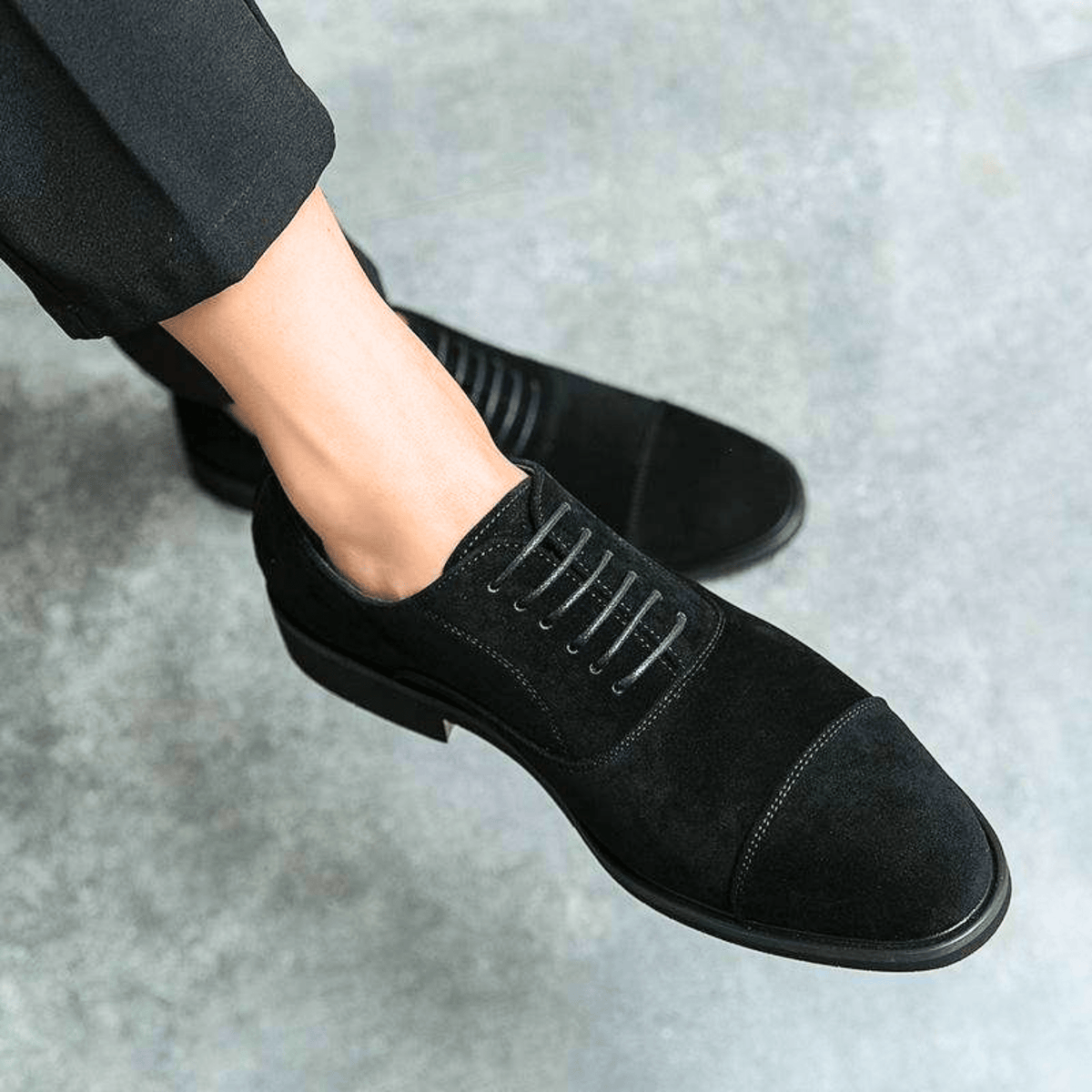 Chaussures richelieu homme en daim à lacets et semelle robuste 7