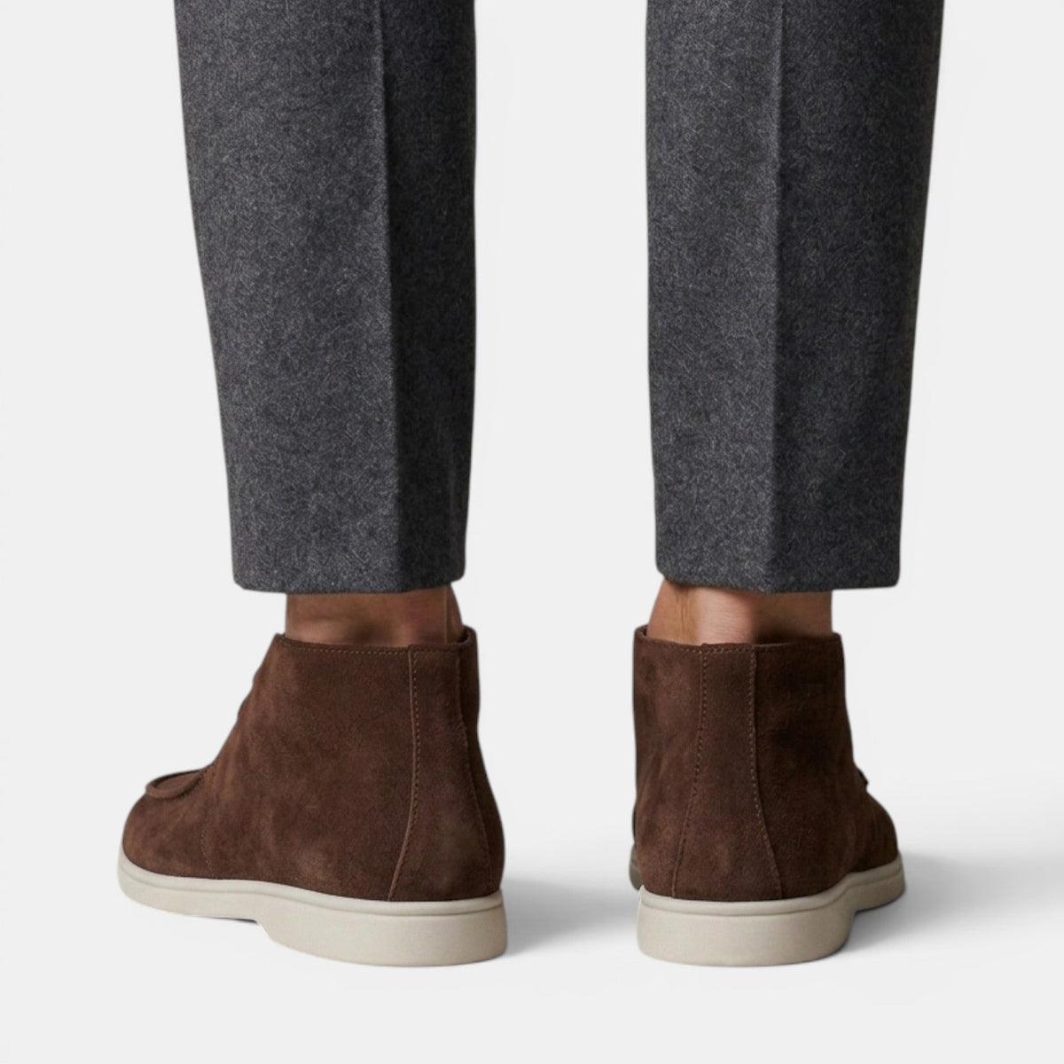 Chukka boots homme en daim à couture mocassin 4