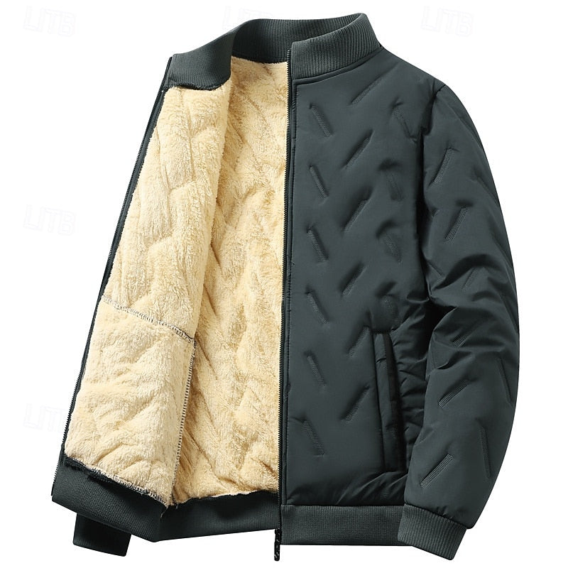 Doudoune homme matelassée courte style bomber à col montant et doublure polaire 7