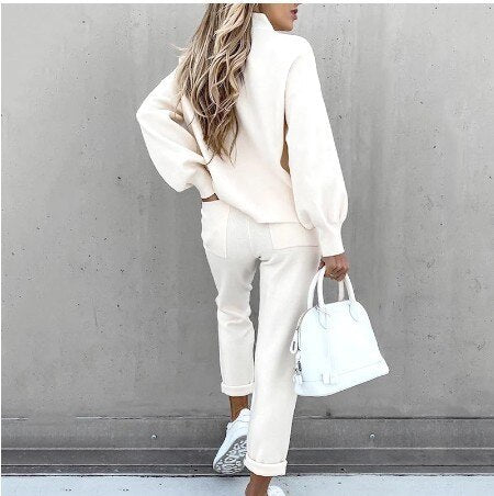 Ensemble femme deux pièces pull et pantalon en matière douce 11