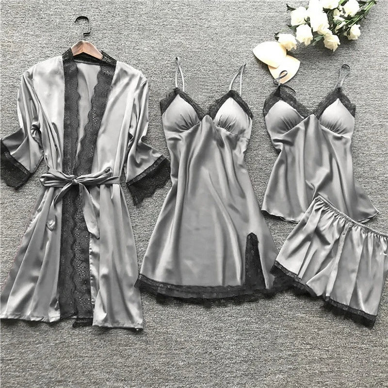 Ensemble pyjama femme en satin et dentelle avec caraco et peignoir 4