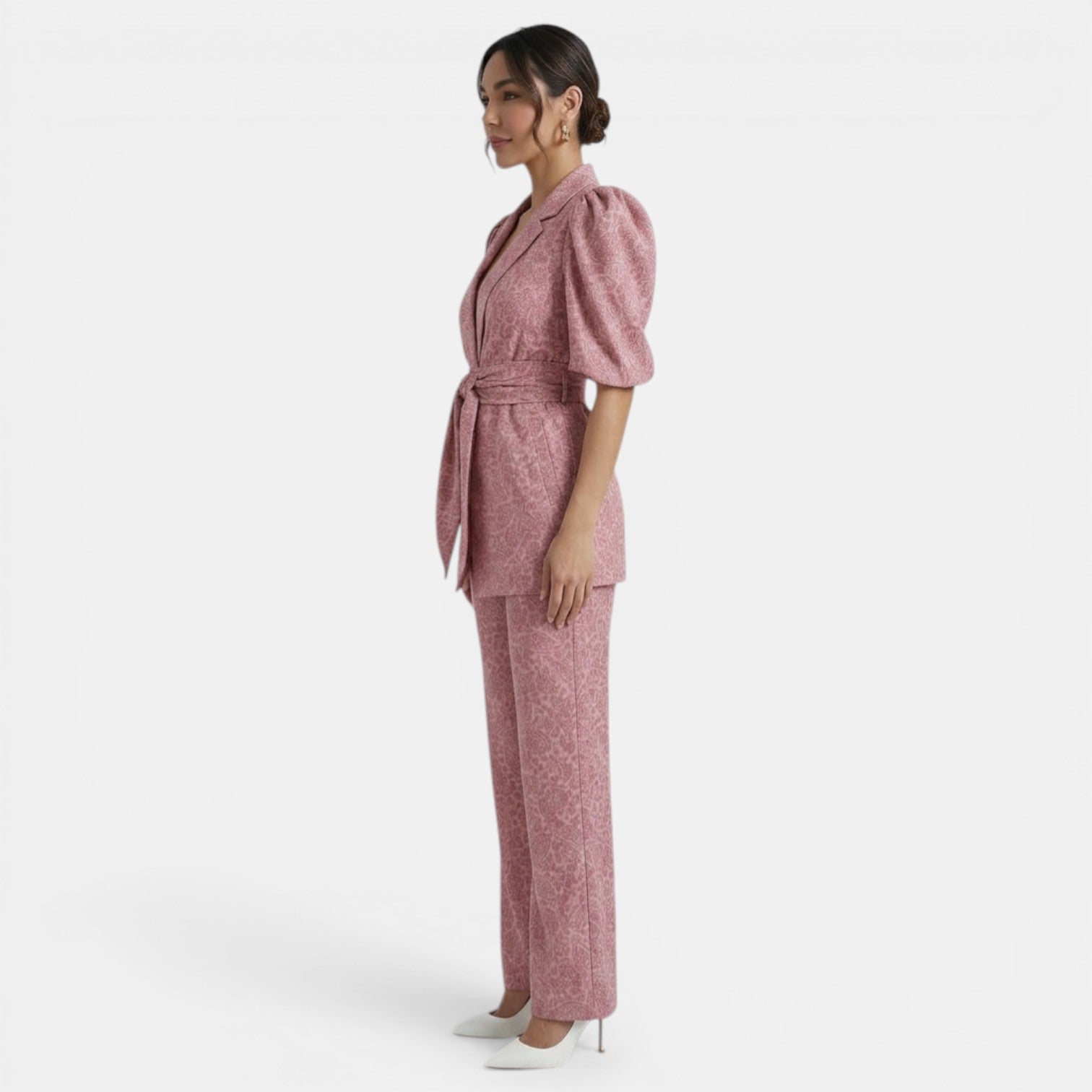 Charlotte – Ensemble deux pièces femme avec blouse à manches bouffantes et pantalon droit