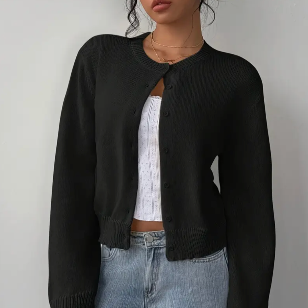 Gilet court en maille femme côtelé boutonné col rond 1