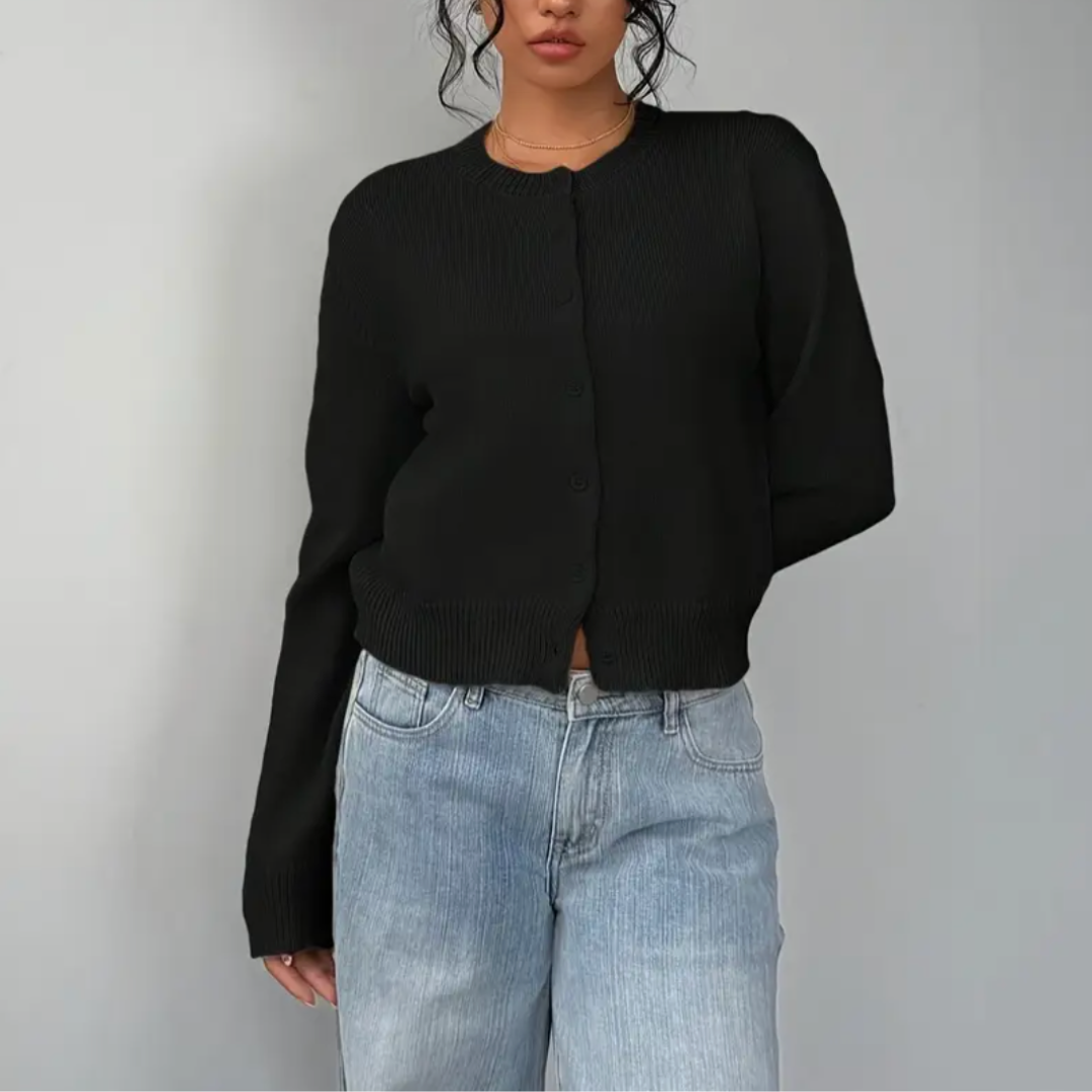 Gilet court en maille femme côtelé boutonné col rond 7