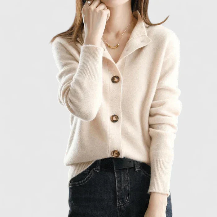 Gilet en maille femme à col boutonné 1