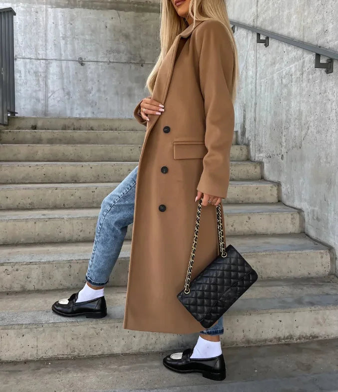 Manteau femme long ceinturé à revers et double boutonnage 6
