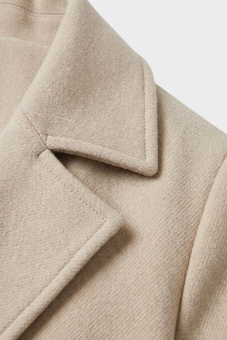 Manteau long femme en laine ceinturé à col cranté 6