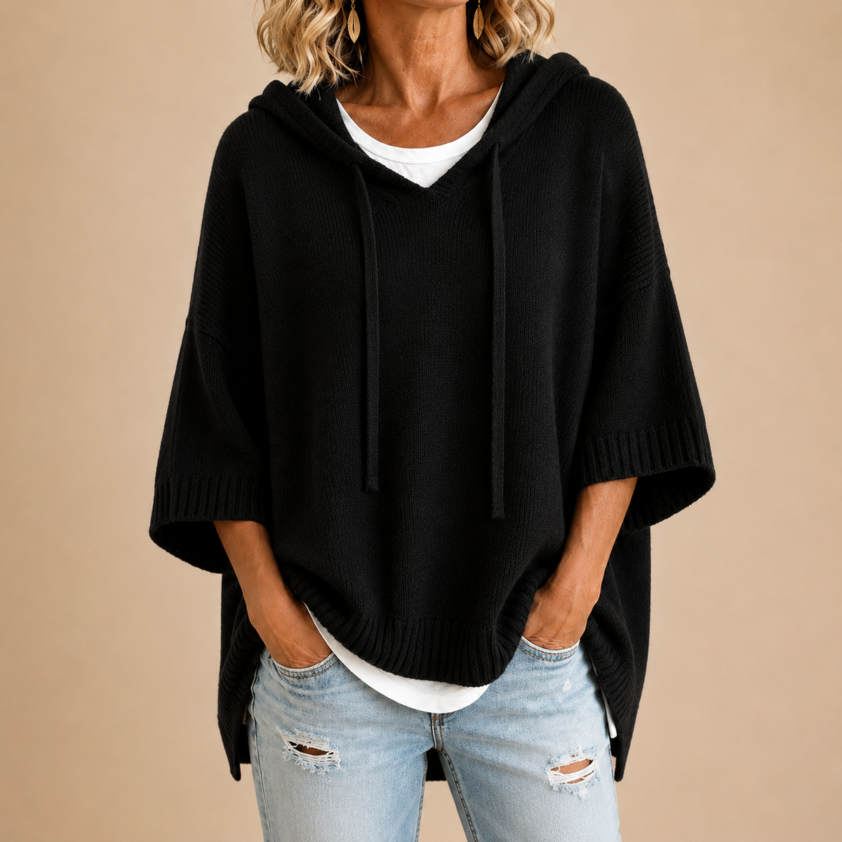 Pull femme à capuche ample en maille 1