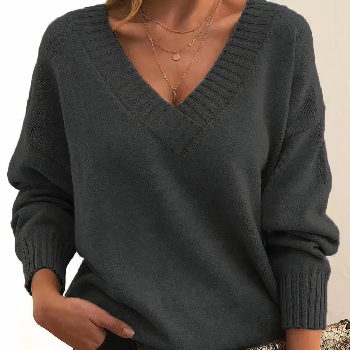 Pull femme en maille de laine à col en V et manches longues 2