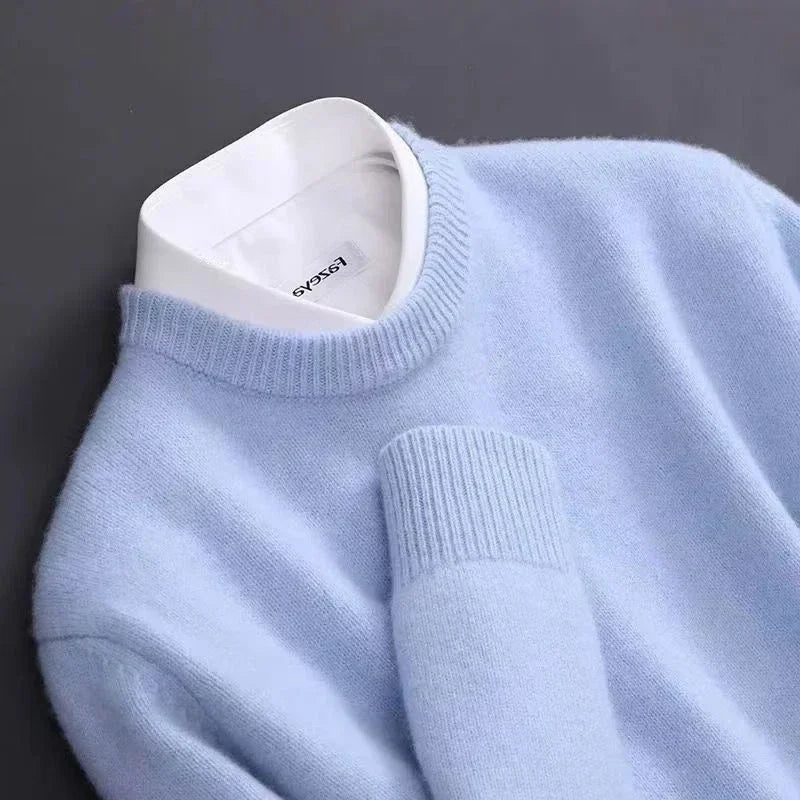 Pull homme en laine chaud sans lourdeur à lignes épurées 12