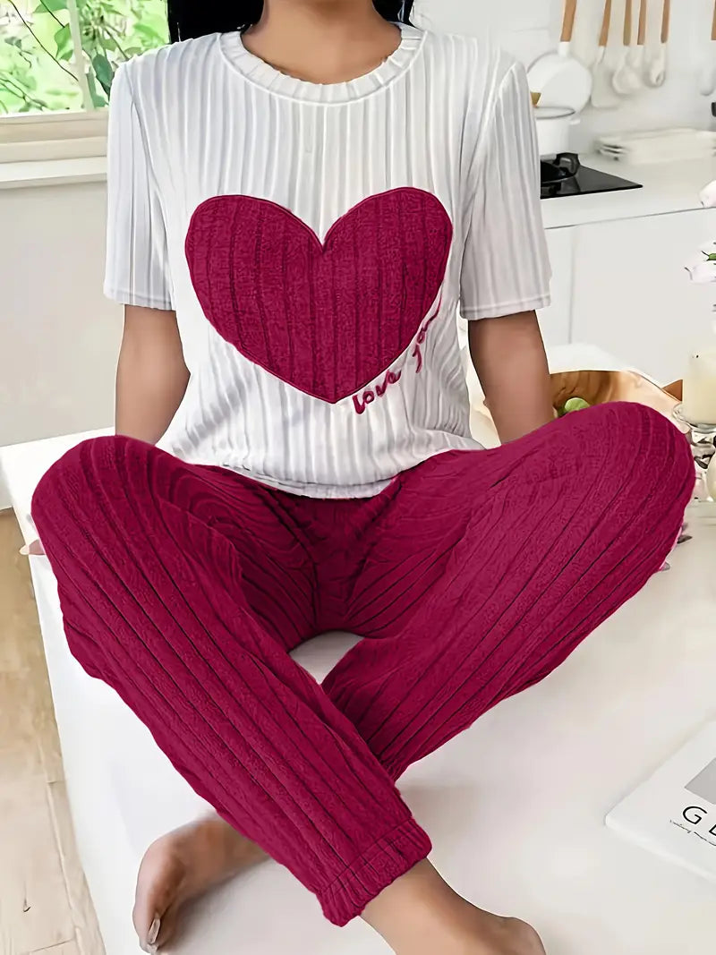 Pyjama femme en maille côtelée à motif cœur et manches courtes 3