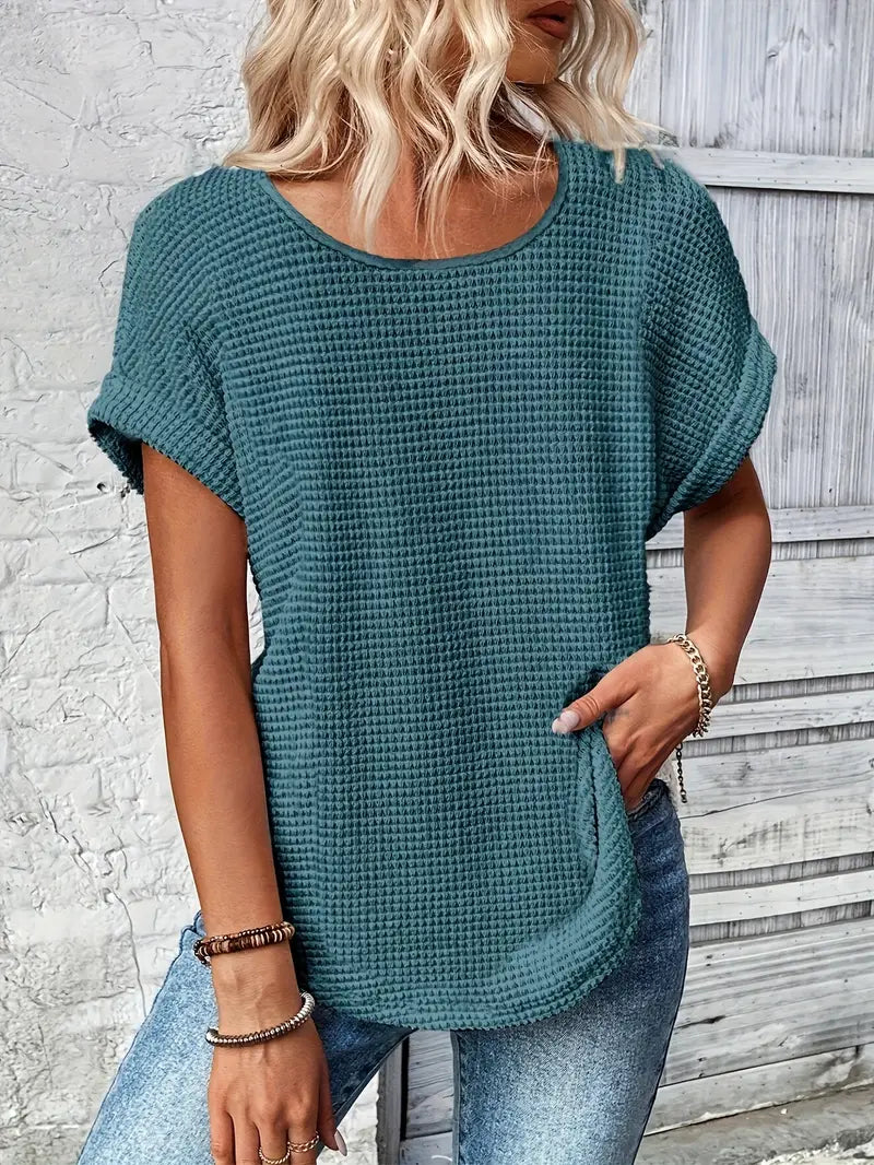 T-shirt femme en maille gaufrée à col rond manches courtes 1
