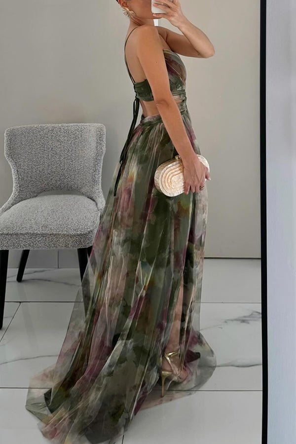 Robe d’été fluide à imprimé fleuri – silhouette féminine et légère