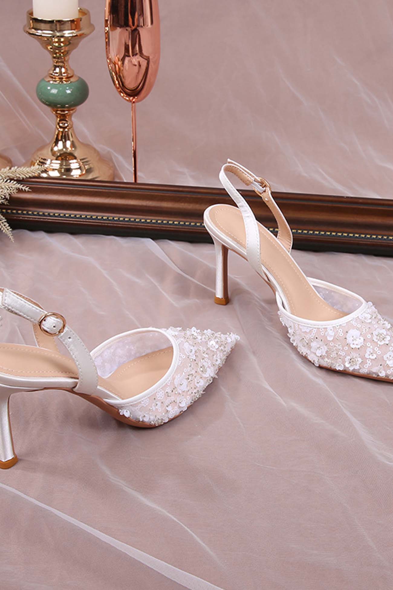 Alizée – Escarpins à Talons avec Dentelle Fleurie en Résille
