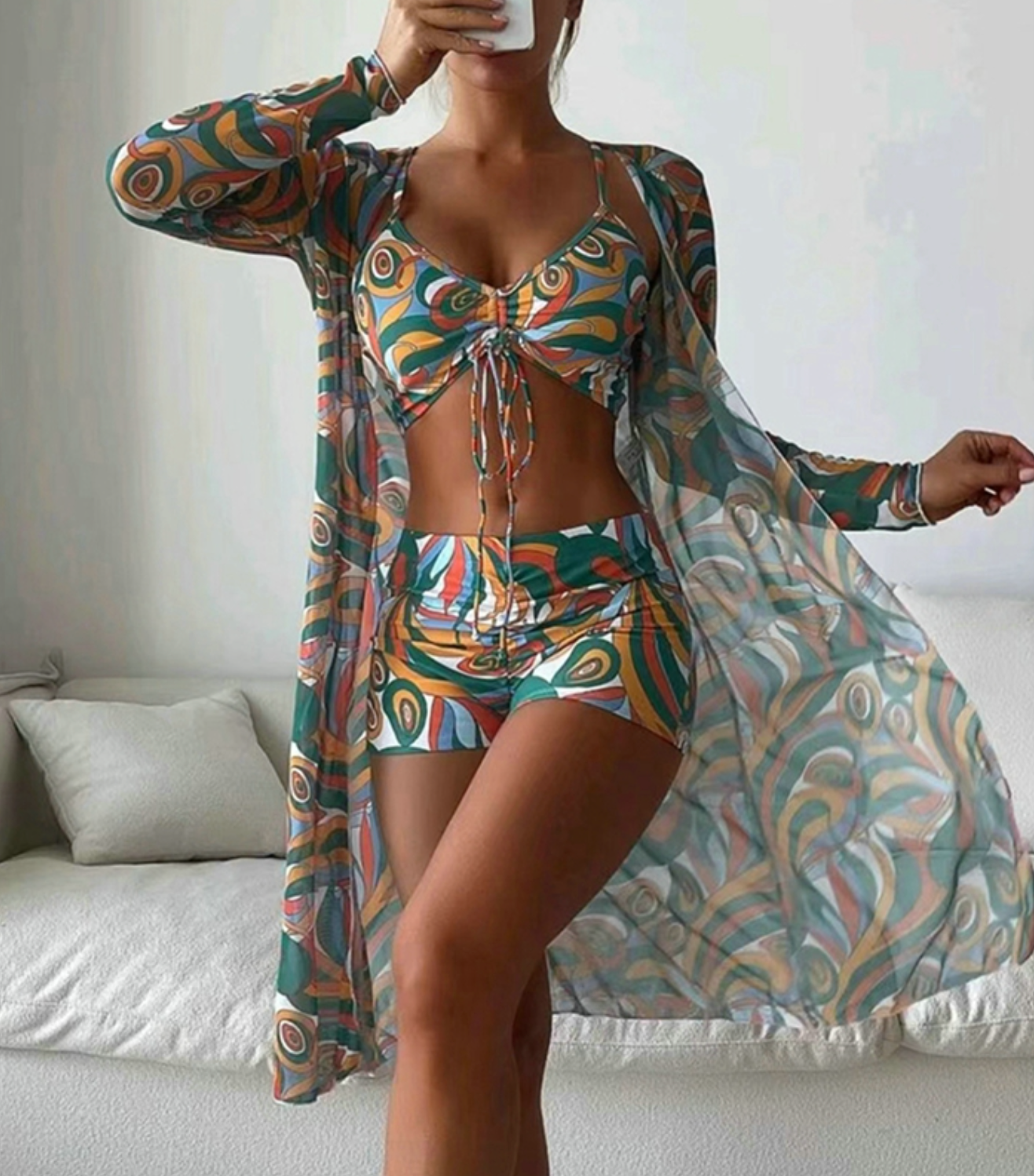 Ensemble de bain 3 pièces pour femme avec haut froncé, shorty imprimé et kimono léger assorti