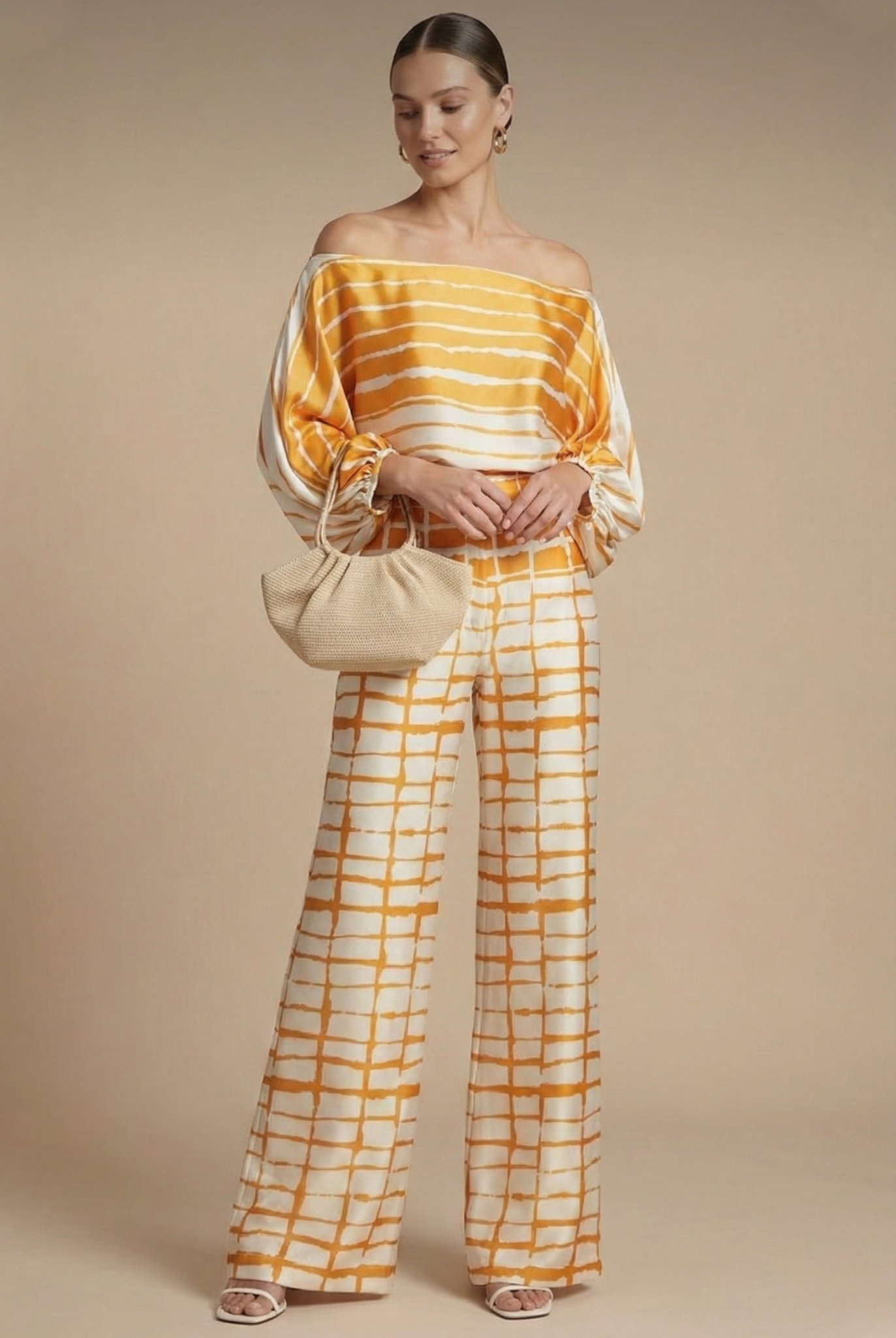 Bénédicte – Ensemble deux pièces imprimé : top à épaules dénudées à manches longues et pantalon à jambes larges femme