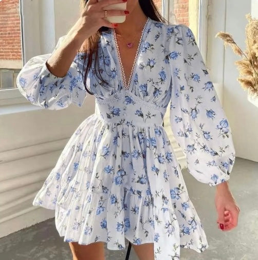 Joséphine – Robe mini à motif floral manches longues bouffantes et col en V femme