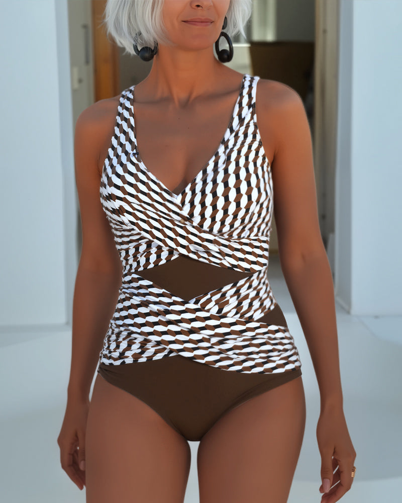 Maillot de bain une pièce à motif géométrique et découpe avant