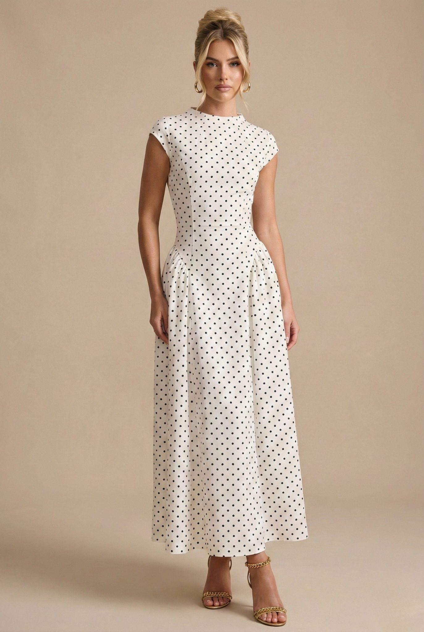 Éléonore – Robe maxi à pois col montant et manches courtes femme