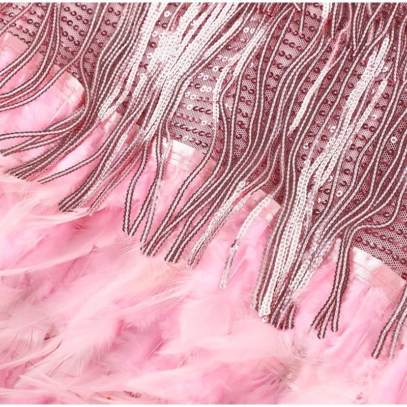Manon – Robe mini à fines bretelles avec franges et ourlet à plumes femme