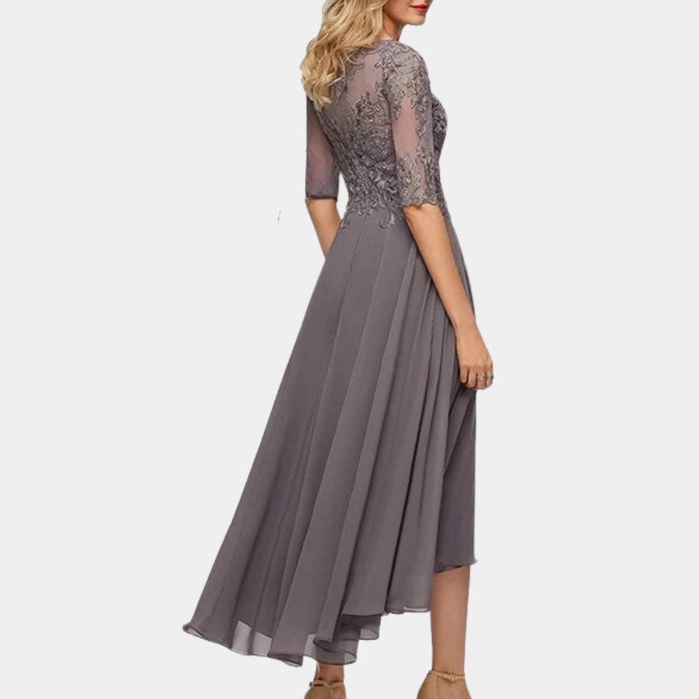 Robe de soirée élégante en dentelle – charme raffiné pour vos occasions spéciales