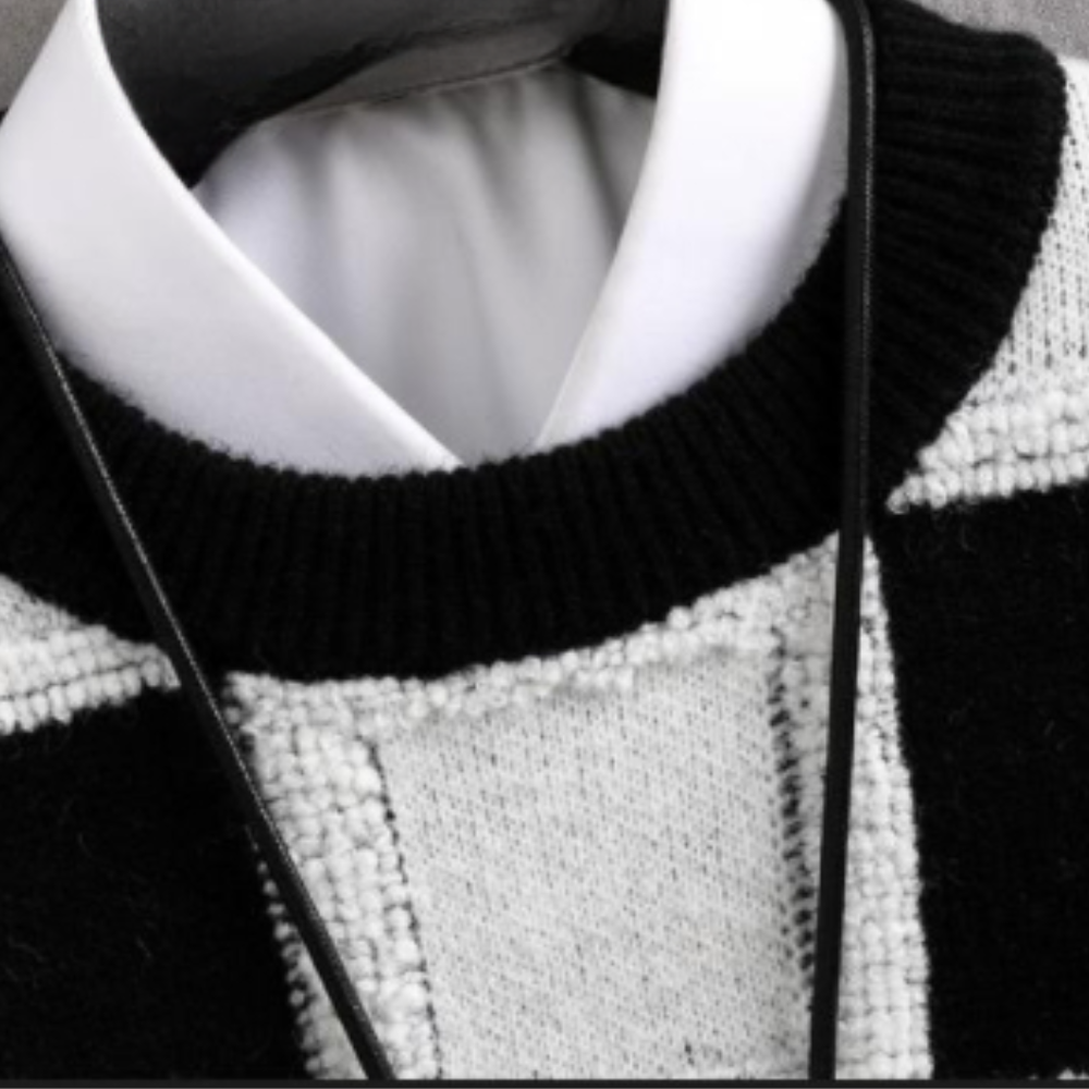 Maxime – Pull homme à carreaux et col rond