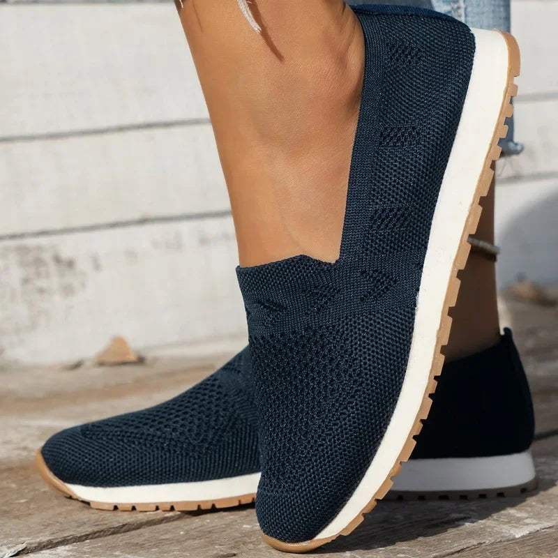 Mocassins femme à enfiler – élégance sobre et confort ergonomique